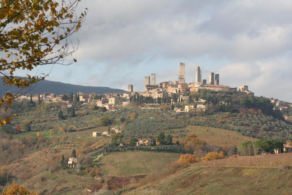 Agriturismo Torre Prima Holidays San Gimignano Exterior photo