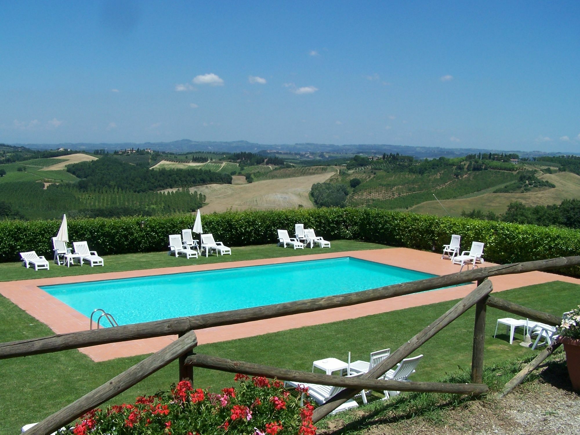 Agriturismo Torre Prima Holidays San Gimignano Exterior photo