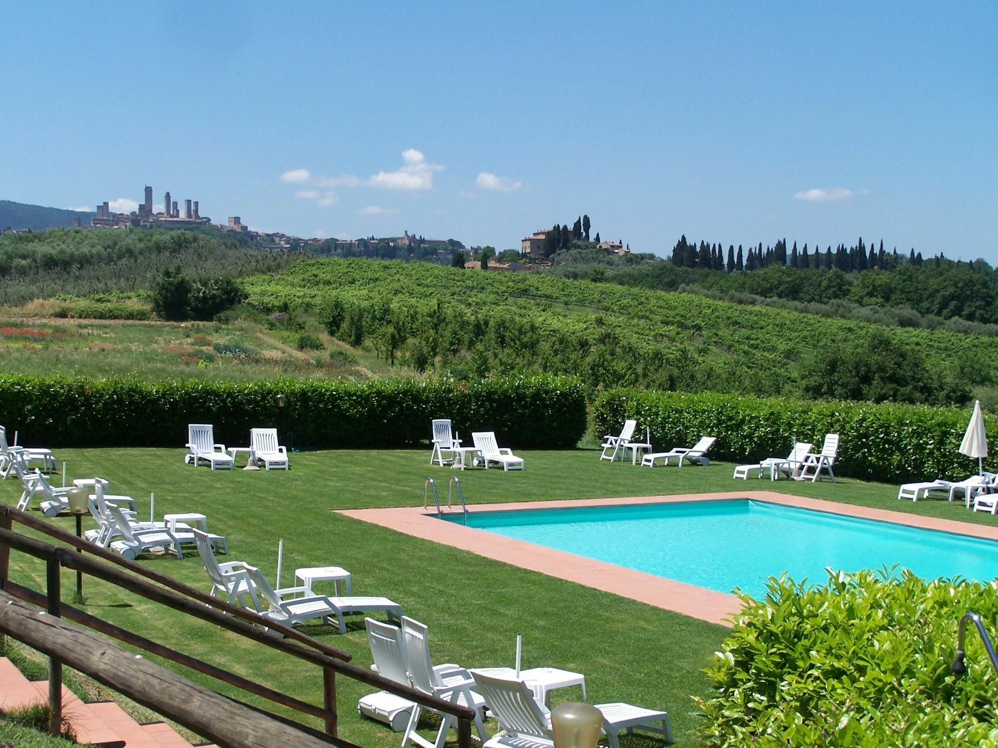 Agriturismo Torre Prima Holidays San Gimignano Exterior photo