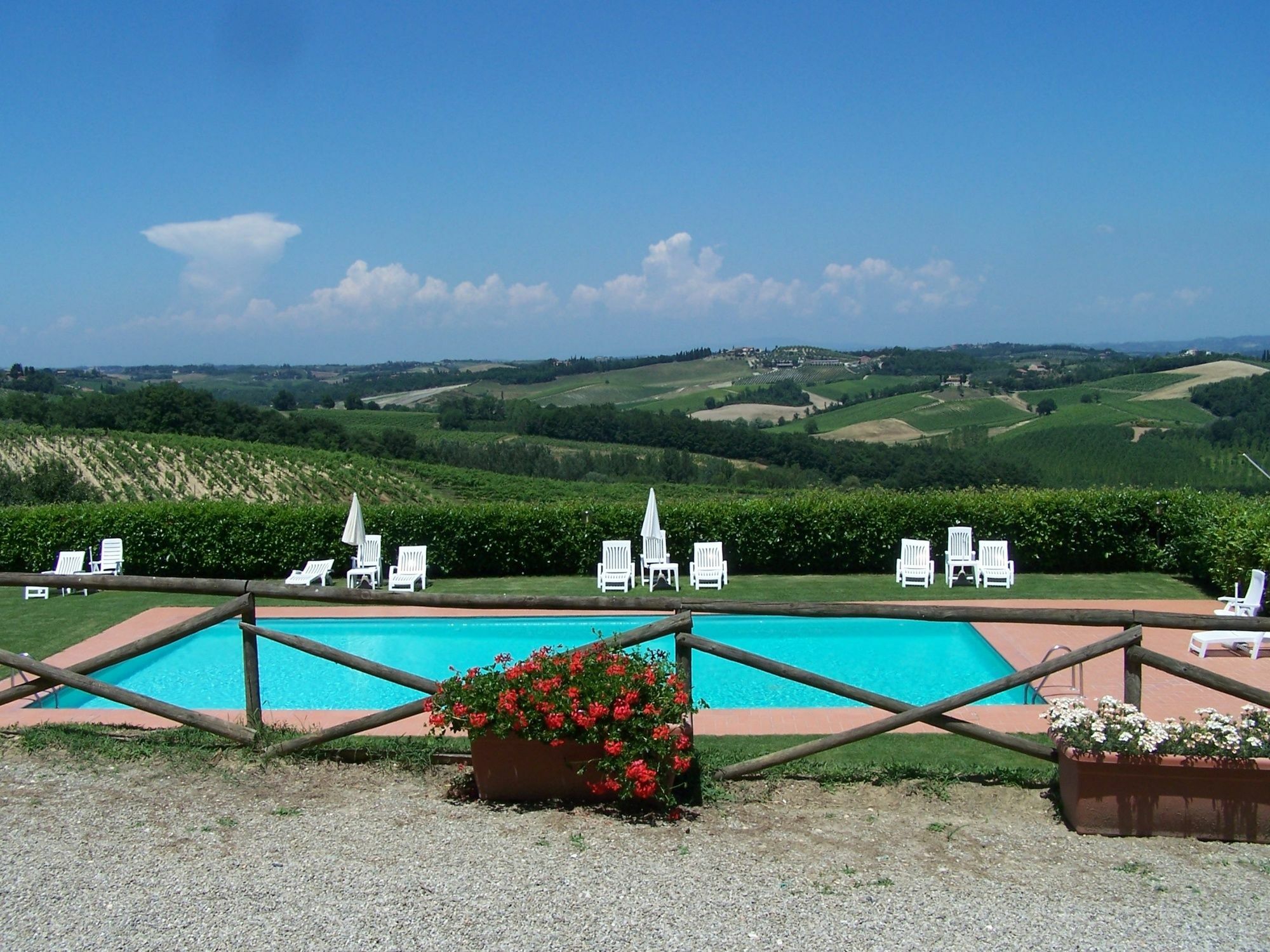 Agriturismo Torre Prima Holidays San Gimignano Exterior photo